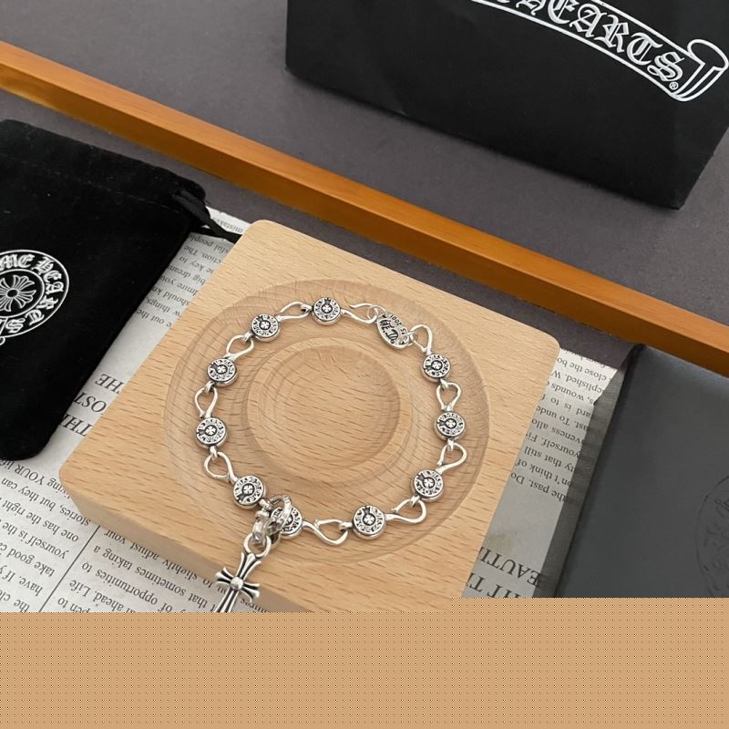 Ch**me He**ts bracelets